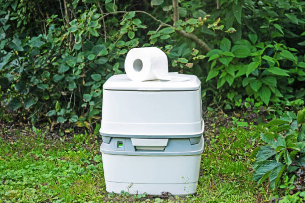 Portable Toilet Options We Offer in Pinckney, MI