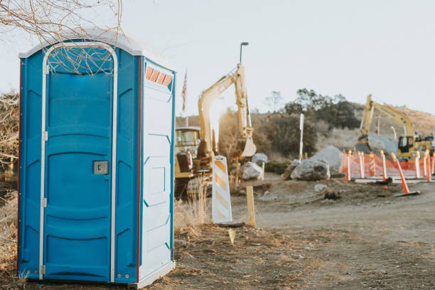 Best Portable bathroom rental  in Pinckney, MI